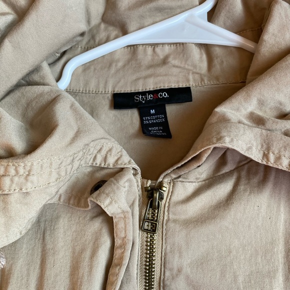 Tan jacket - Picture 2 of 3